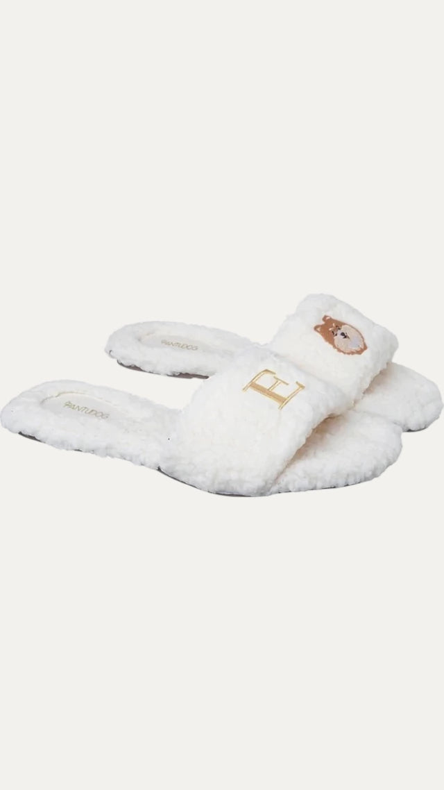Pantufa Feminina Toda em Pelúcia Nora Branca